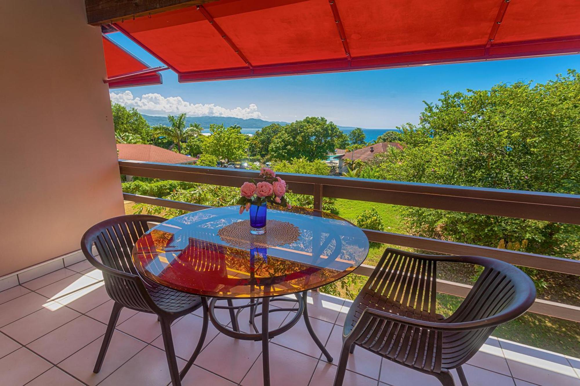 Montego Bay Club Apartments Kültér fotó