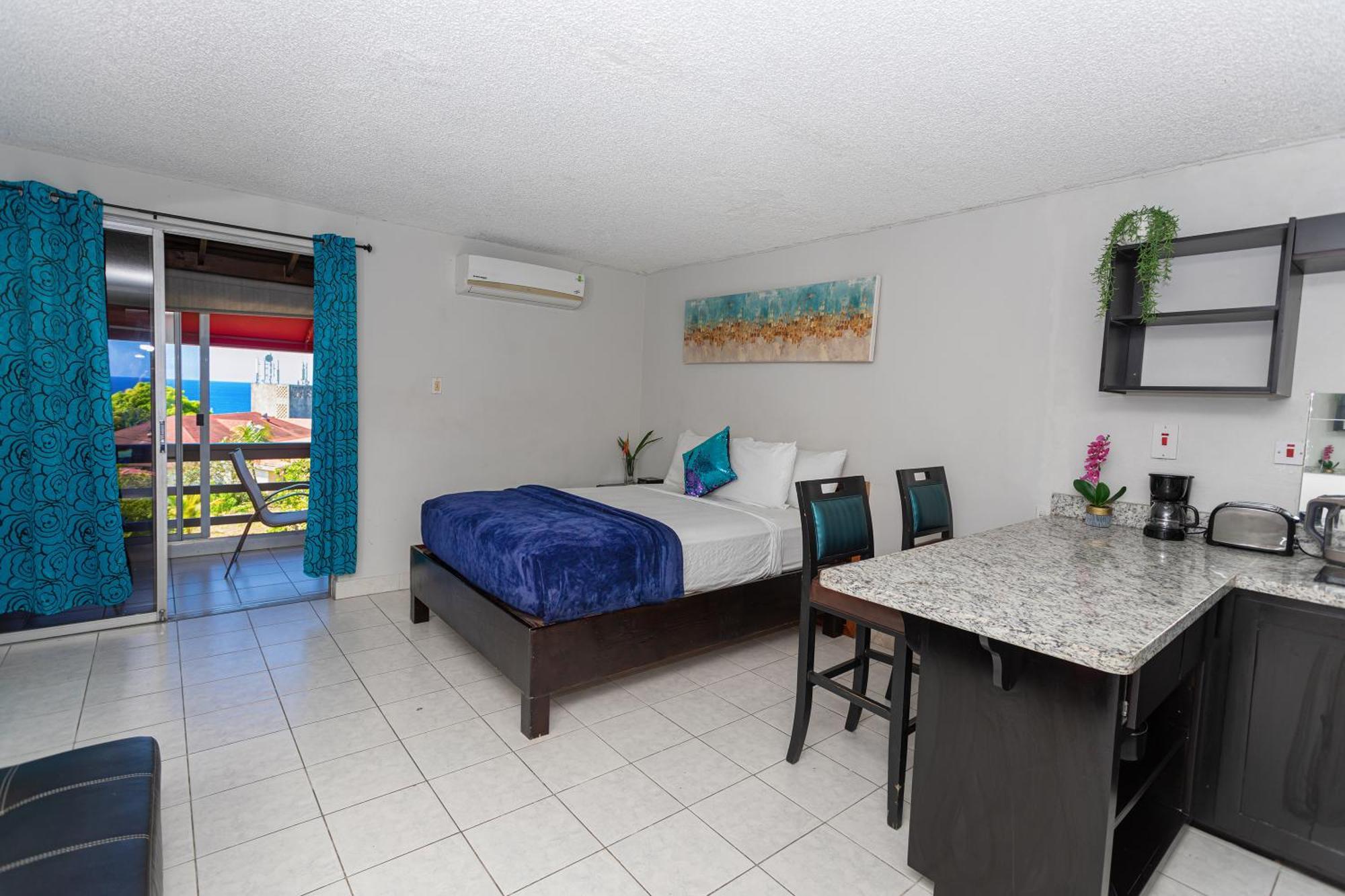 Montego Bay Club Apartments Kültér fotó