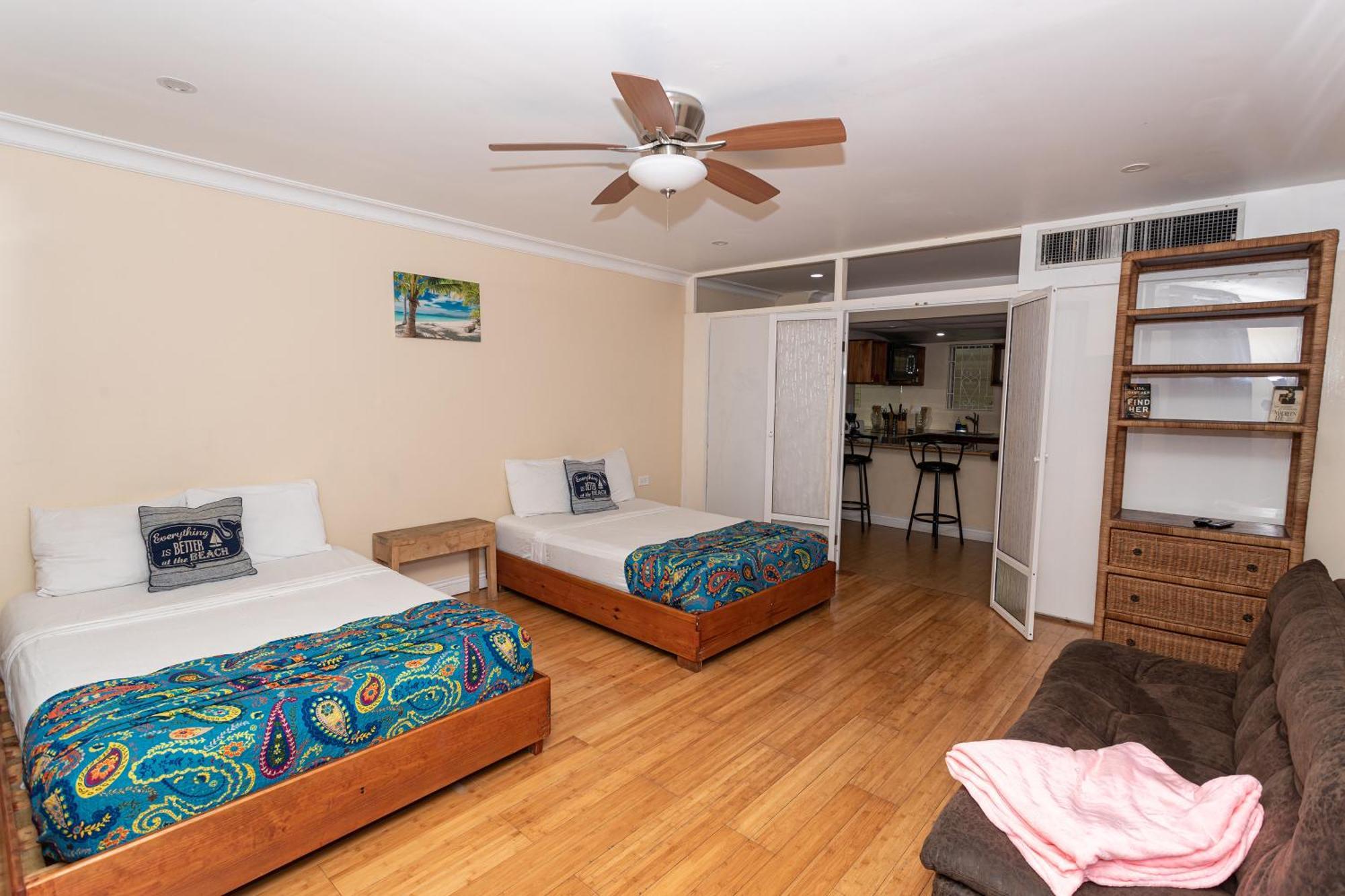 Montego Bay Club Apartments Kültér fotó